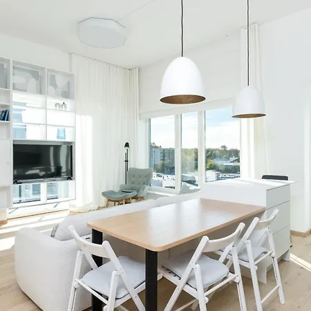 Brand New 2bdroom Free Parking Apartment