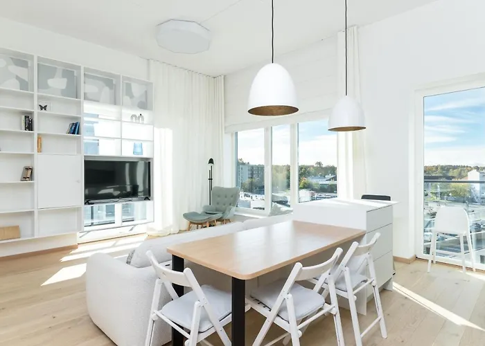 Brand New 2bdroom Free Parking Appartement