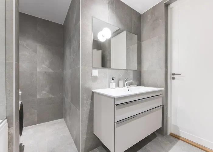 Brand New 2bdroom Free Parking Apartmán *